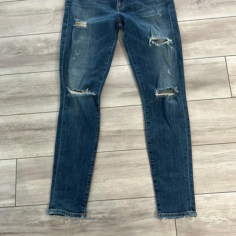 AGOLDE size 28 distressed skinny jeans